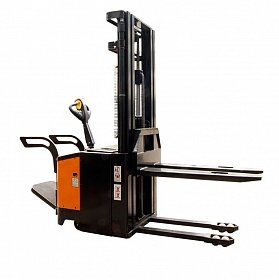 На сайте Трейдимпорт можно недорого купить Штабелер самоходный GROST SHED 15/35TV 109972. 